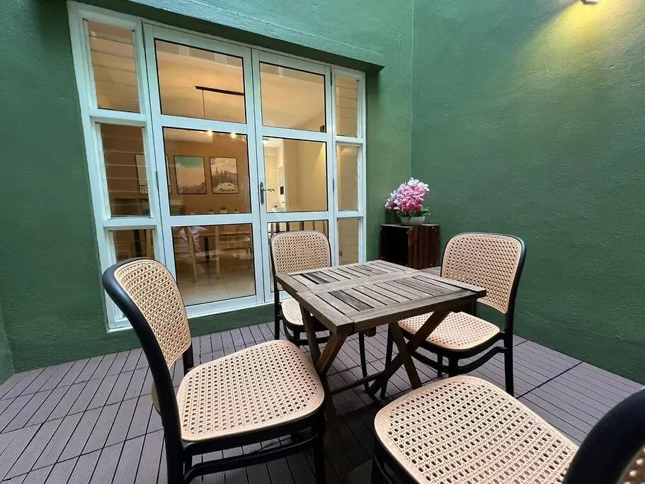 Karpalsinghdrive Seaside Georgetown 4R3B3P 15Pax Villa 0*, George Town Malaysia