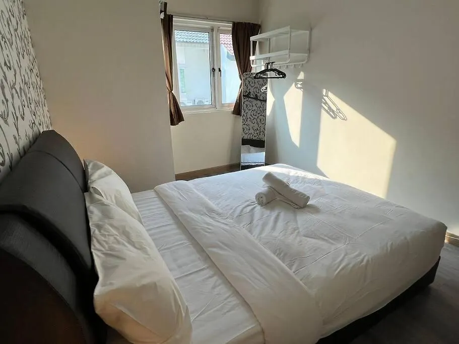 Feriehus Karpalsinghdrive Seaside Georgetown 4R3B3P 15Pax Villa Malaysia